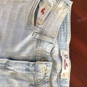 Hollister light wash skinny jeans